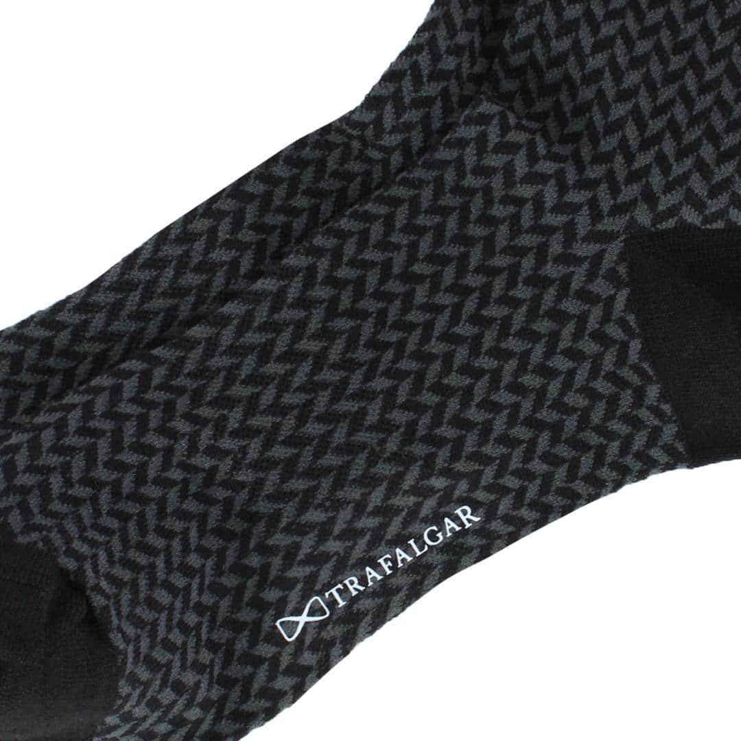 Benoit Herringbone Patterned Mid-Calf Merino Wool Socks (1 Pair) - Image 8