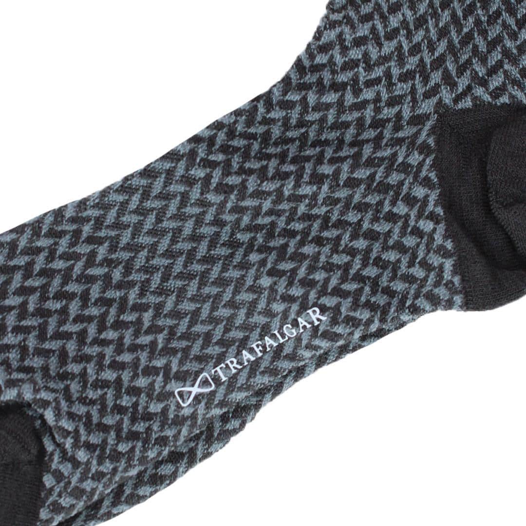 Benoit Herringbone Patterned Mid-Calf Merino Wool Socks (1 Pair) - Image 9