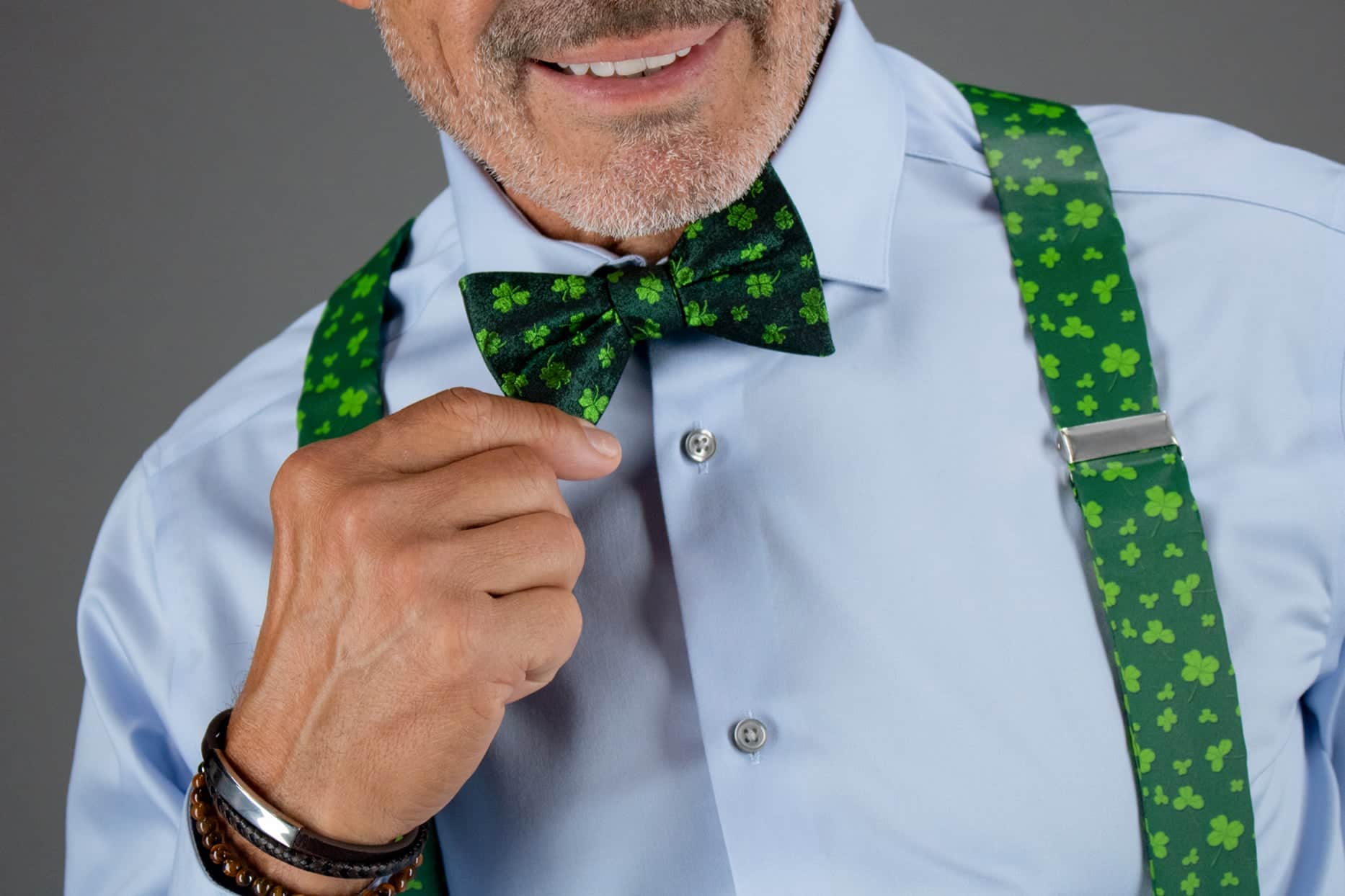 Green Shamrock Novelty Silk Bow Tie - Image 5