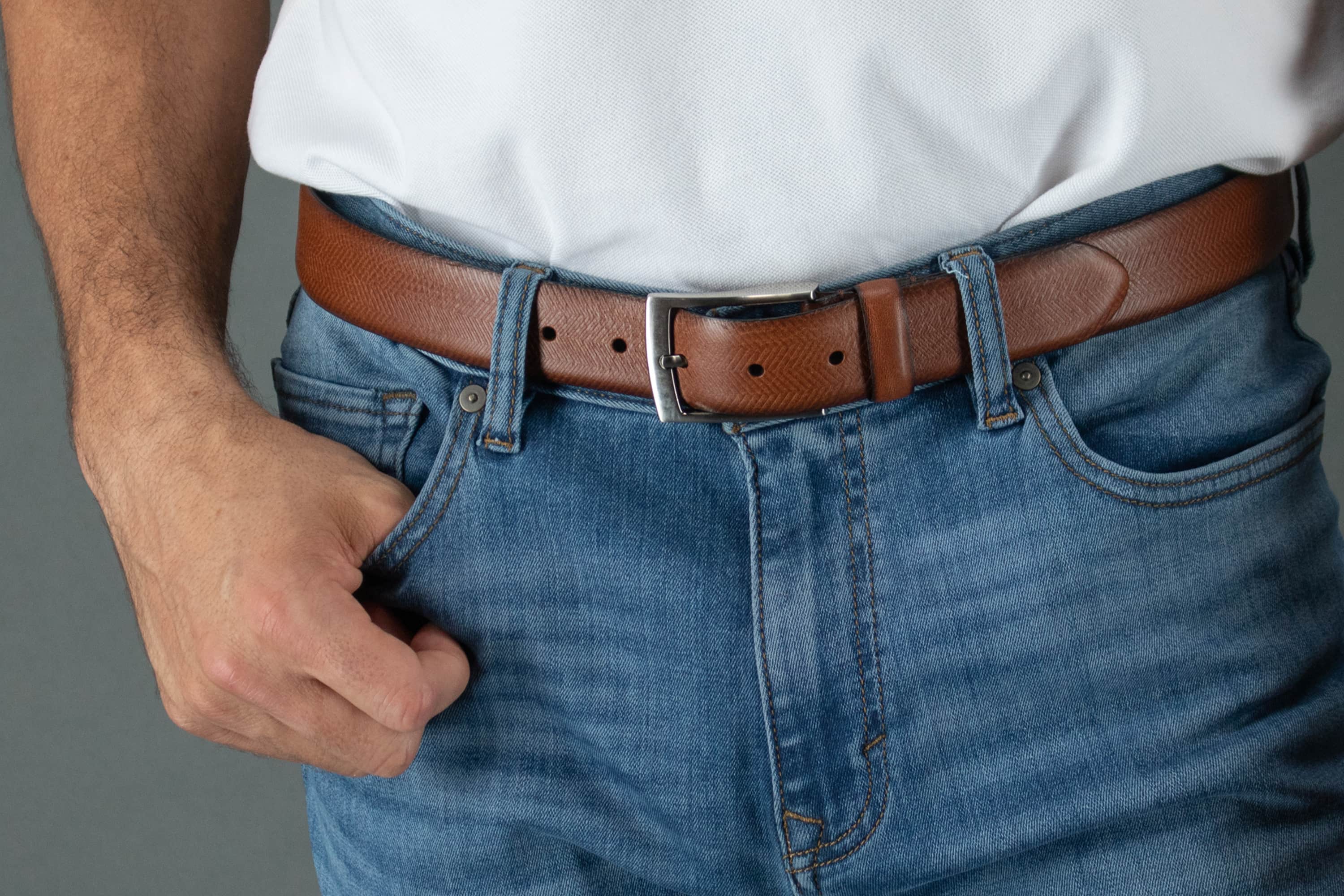 Gregorio 35mm Herringbone Embossed Feather Edged Leather Belt - Image 7