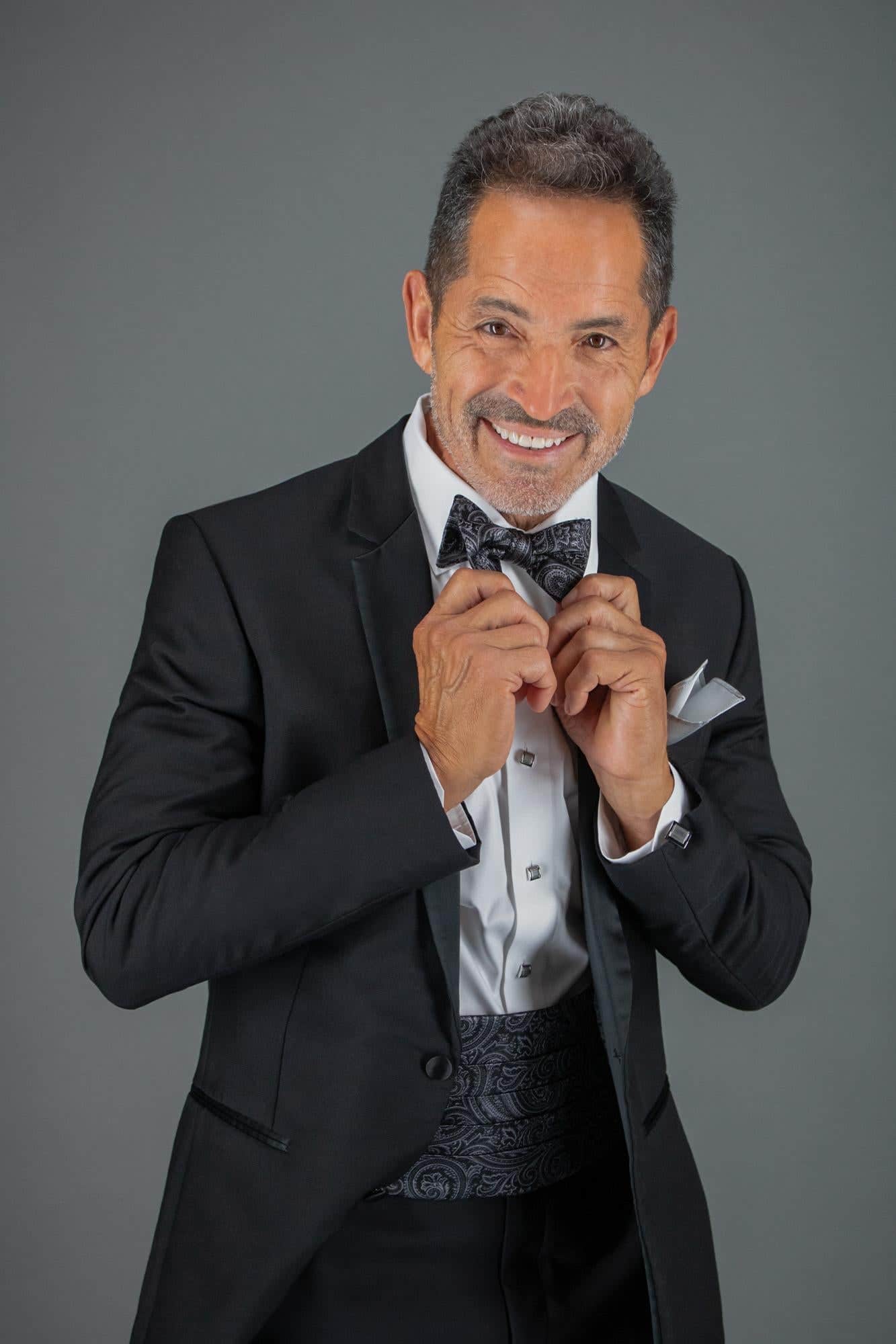 Sobee Paisley Silk Bow Tie - Image 29