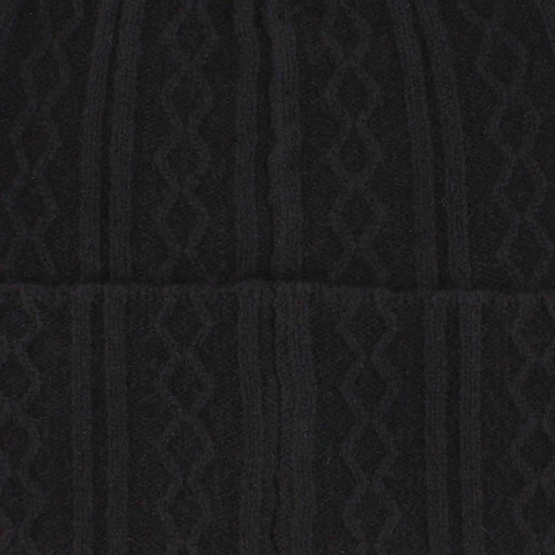 The Windsor Merino Wool Cable Knit Beanie - Image 8