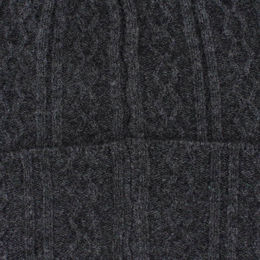 The Windsor Merino Wool Cable Knit Beanie - Image 9