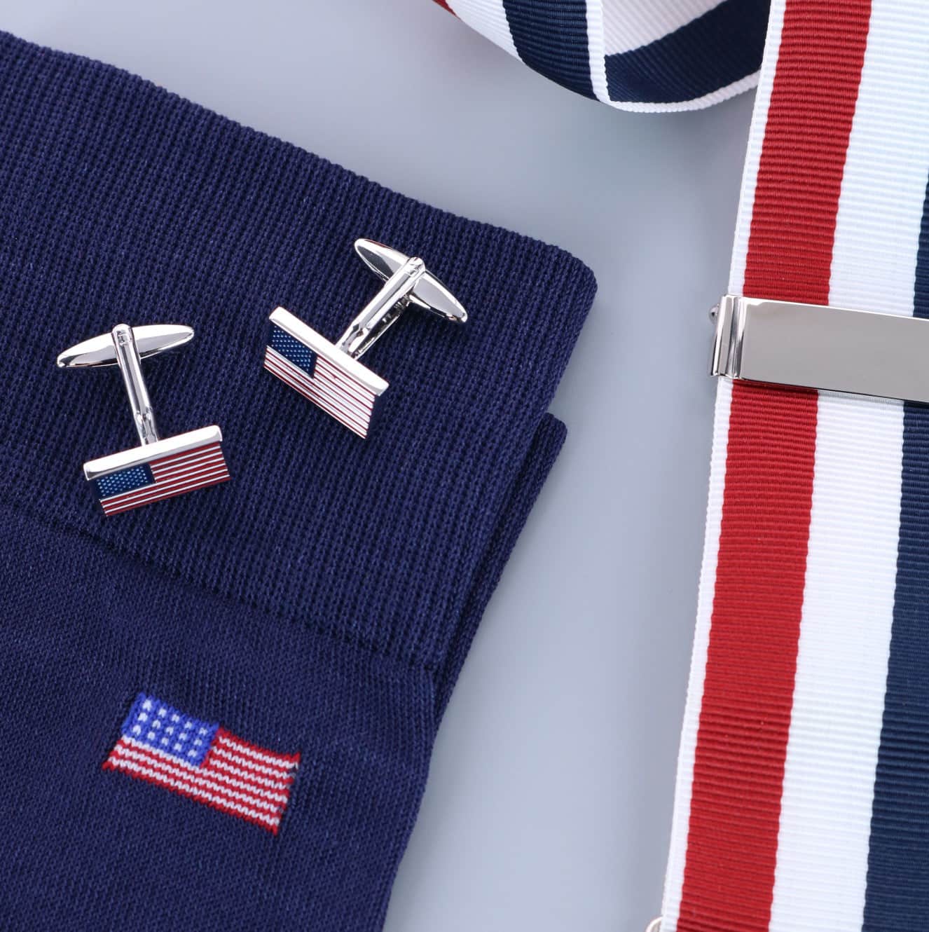 USA Pride American Flag Novelty Cufflinks (1 Pair) - Image 4
